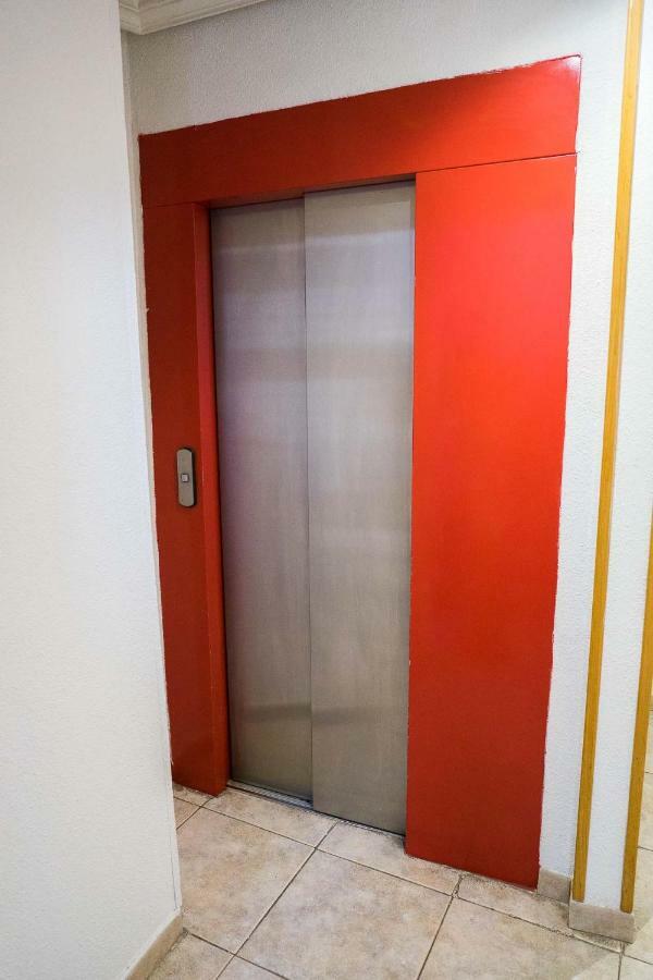 Piso Moderno Centro Madrid Lägenhet Exteriör bild